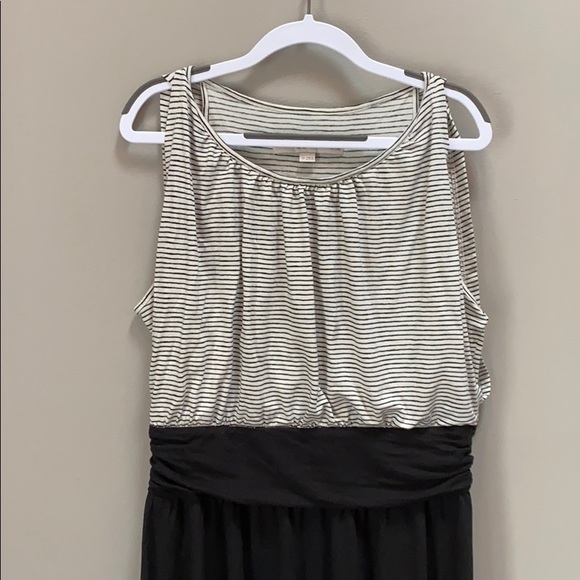 Loft Sleeveless Dress - Picture 3 of 8